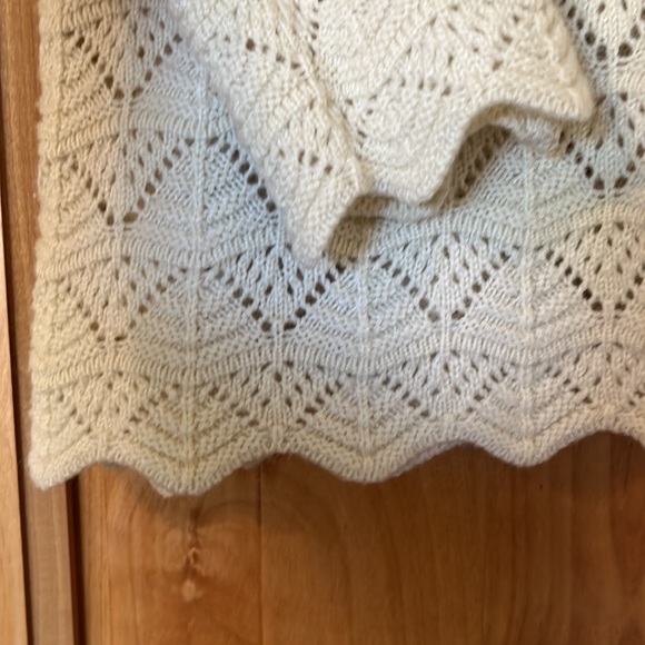Large cream colored crocheted sweater by Spiegel’s together - Picture 4 of 4